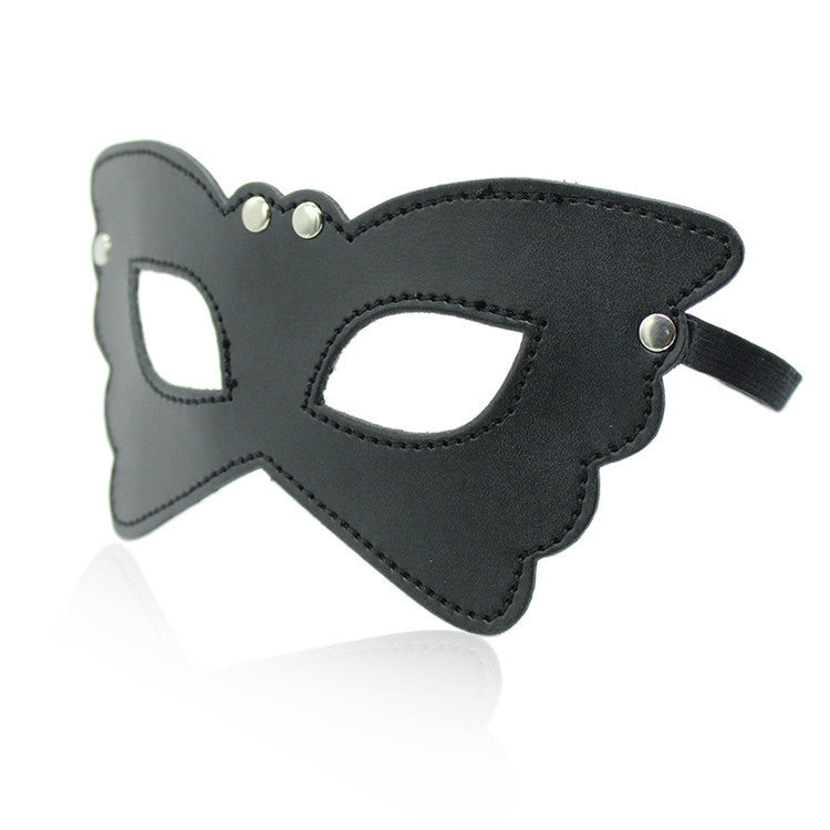 Elegant Leather Sensual Eye Mask - Soft Comfort for Intimate Anticipation